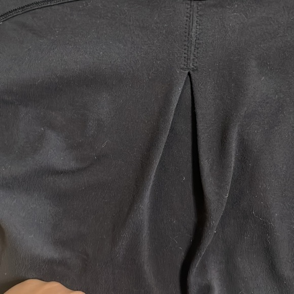 Lululemon long sleeve shirt - Picture 4 of 6